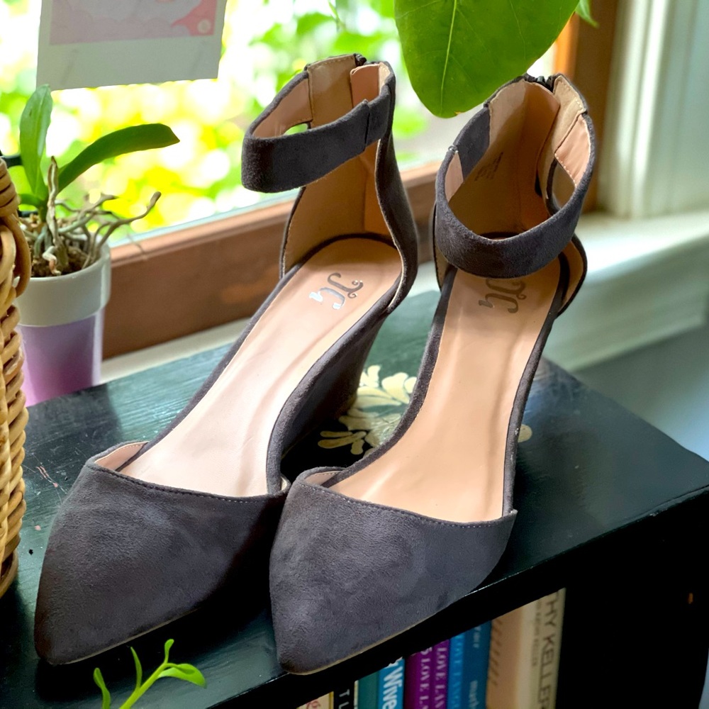 Gray Faux Suede Wedge Size 10